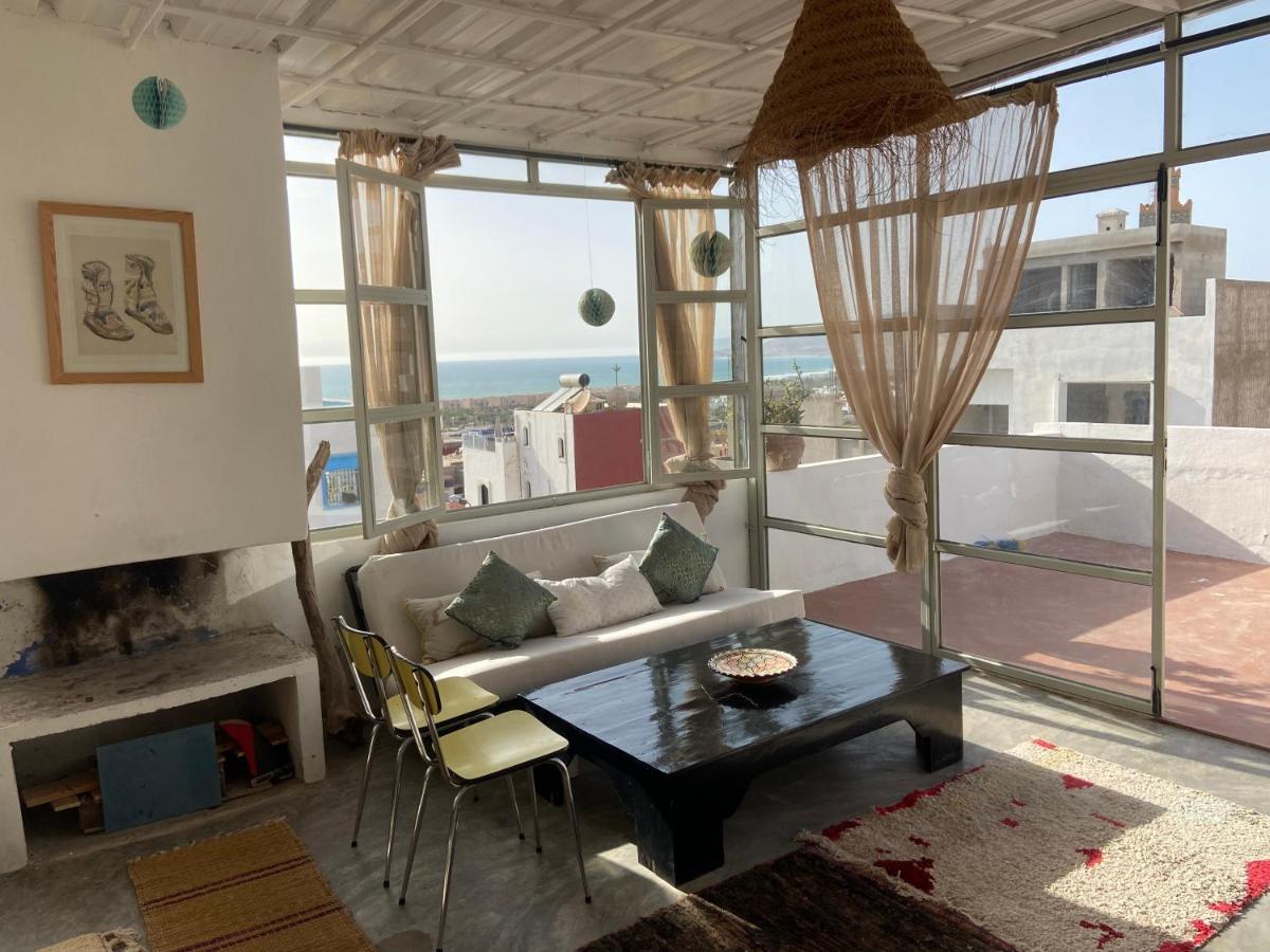 Anir Of Sea Tamraght Hostel Екстериор снимка