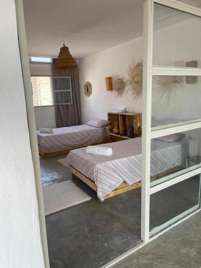 Anir Of Sea Tamraght Hostel Екстериор снимка