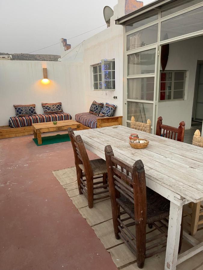 Anir Of Sea Tamraght Hostel Екстериор снимка