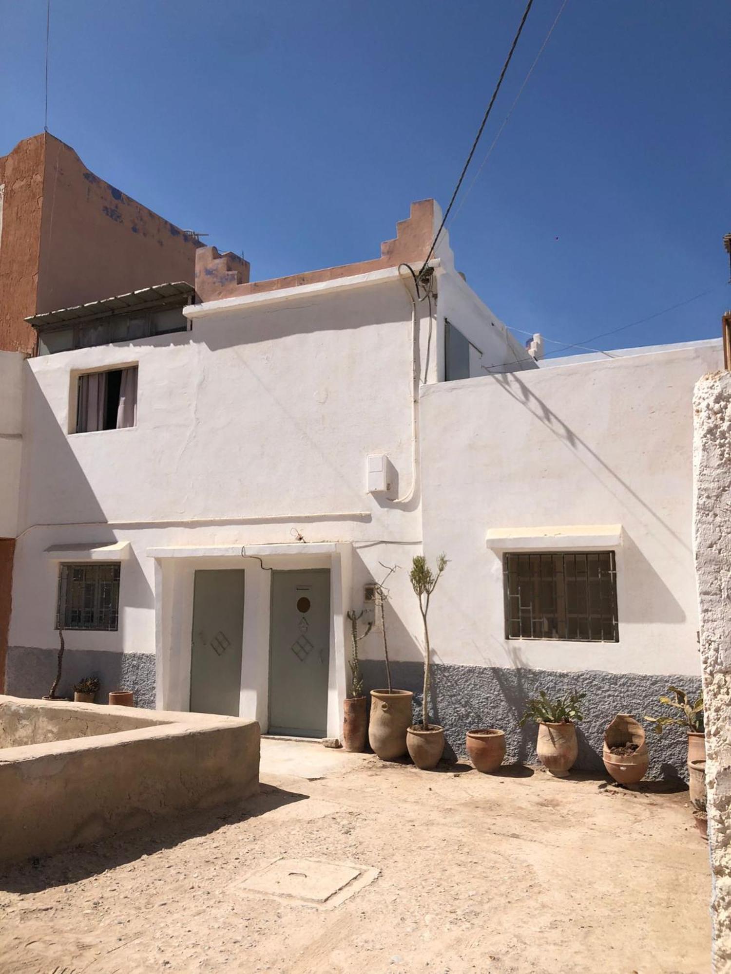 Anir Of Sea Tamraght Hostel Екстериор снимка