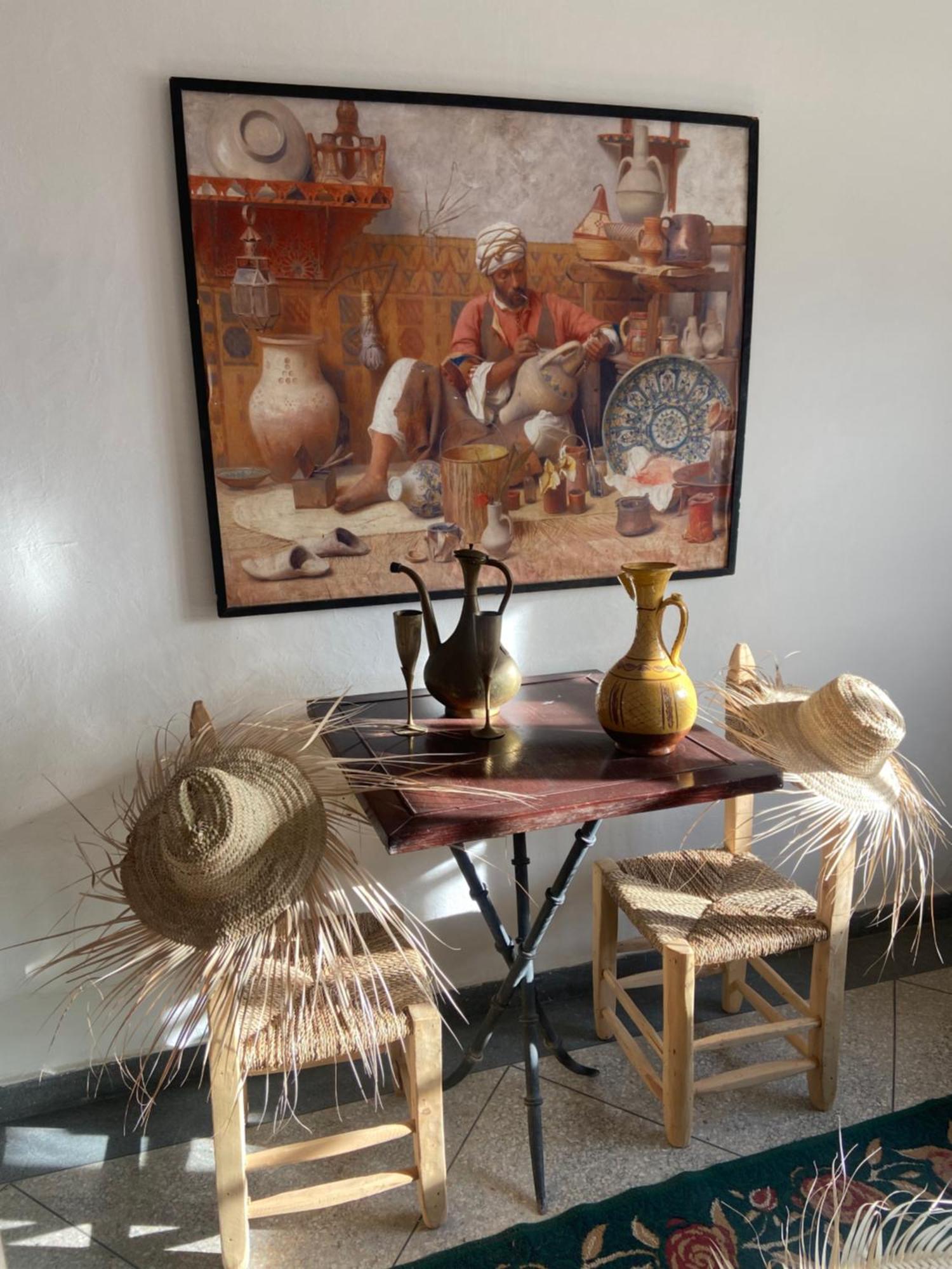 Anir Of Sea Tamraght Hostel Екстериор снимка