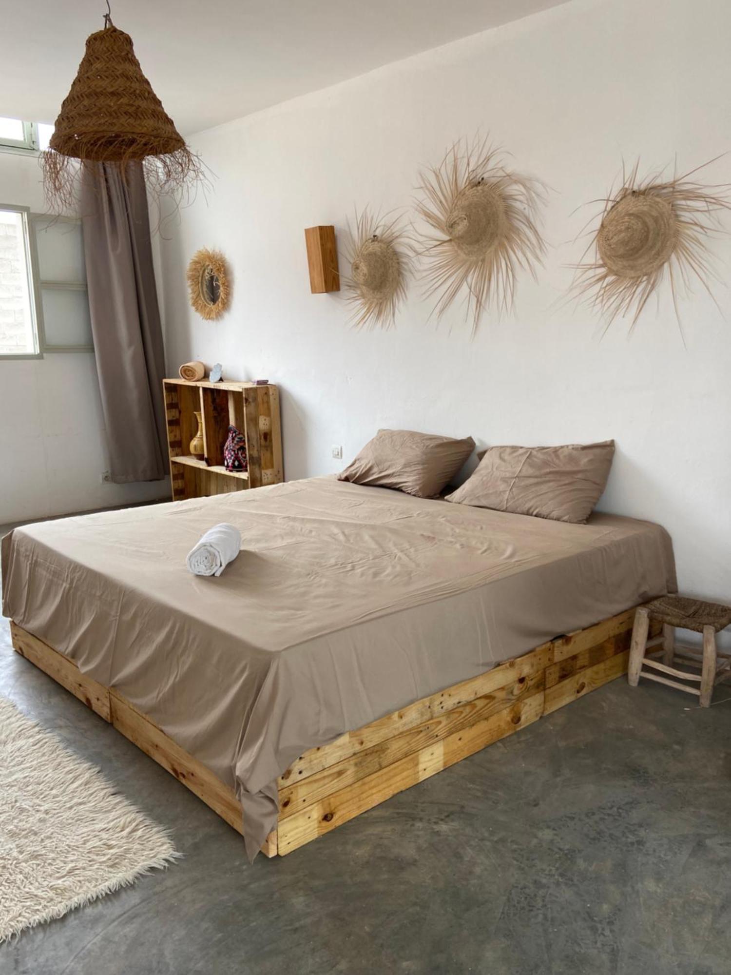 Anir Of Sea Tamraght Hostel Екстериор снимка